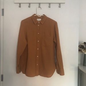 J Crew Classic-fit soft-crinkle gauze shirt size 6 Burnt Caramel color AW686